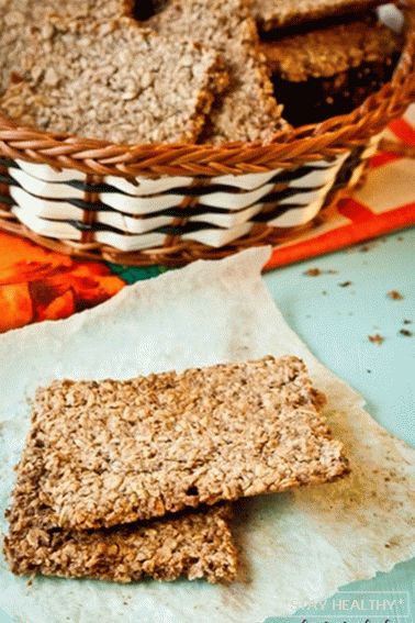 Crunchy Oat Cracker