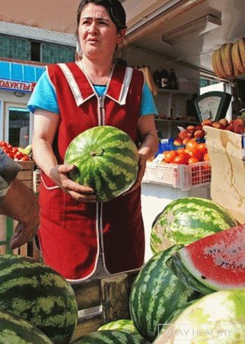 VNNEWS_BIG2009-011587497482ff12be1_3 How to choose a watermelon