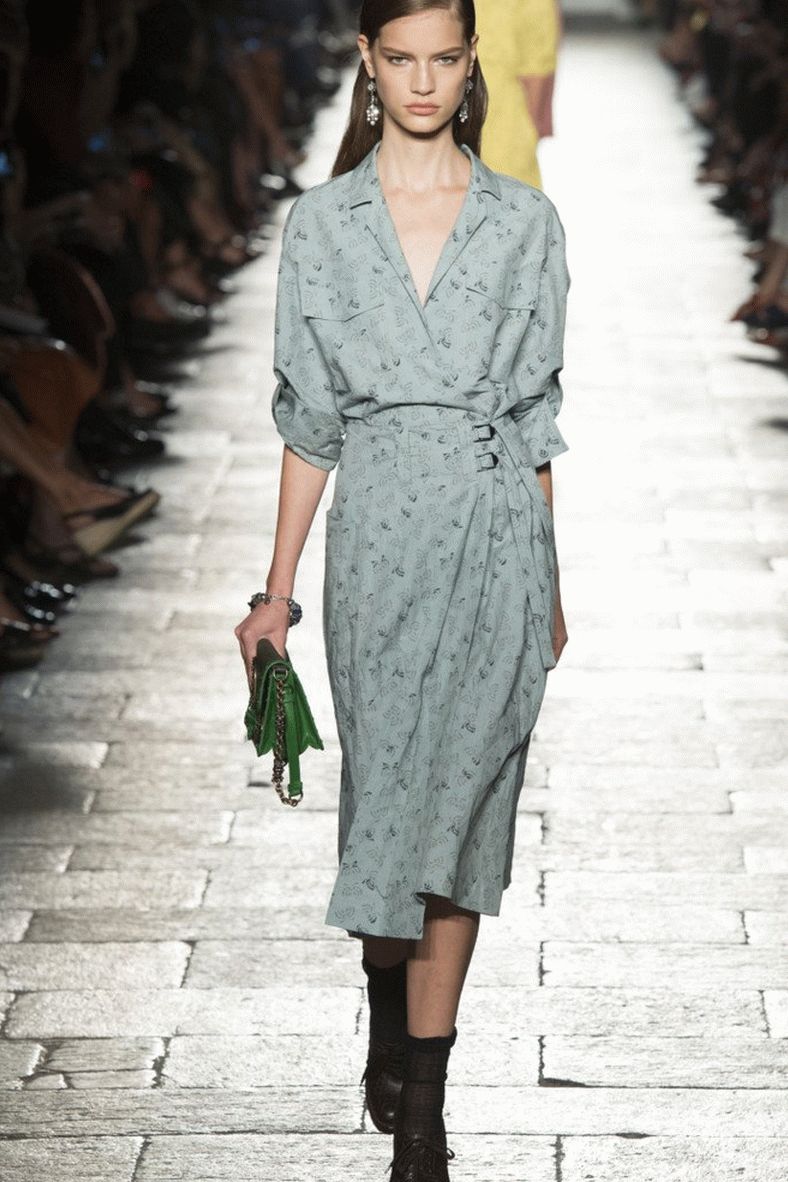 dressing gown with a neckline