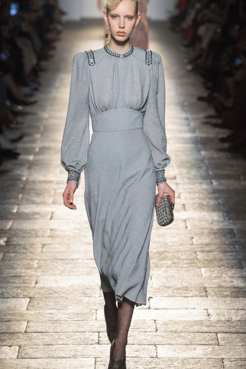 knitted dress with voluminous sleeves