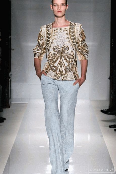 Fashion trends in the season spring - summer 2012(A photo)
