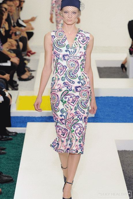 Fashion trends in the season spring - summer 2012(A photo)