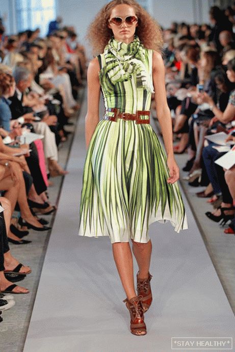 Fashion trends in the season spring - summer 2012(A photo)
